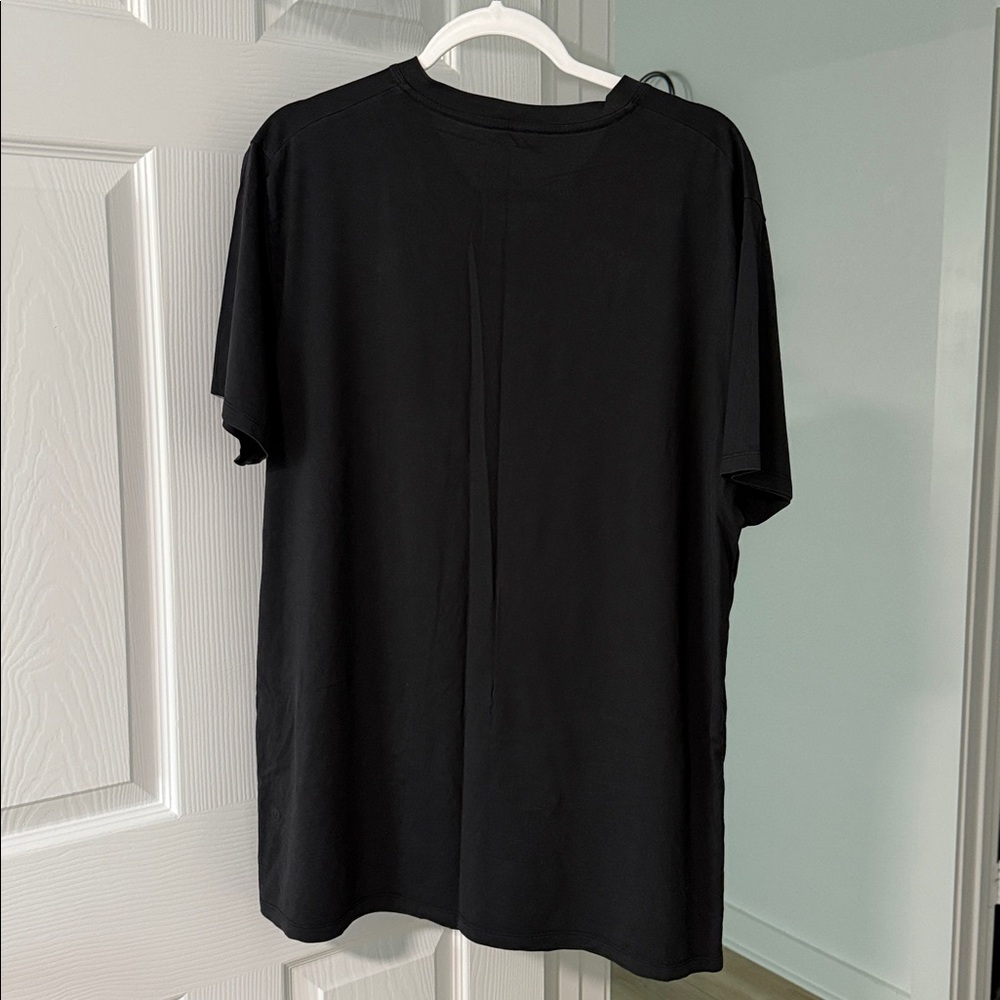 Lululemon Black V-Neck T-Shirt - Picture 2 of 3